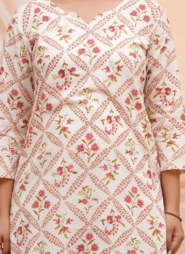 Traditional Floral Jaali Pattern Cotton Two Piece - Image 4