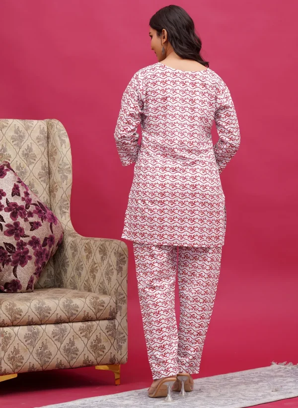 Abstract Vine Motif Print Co-ord Set - Image 2